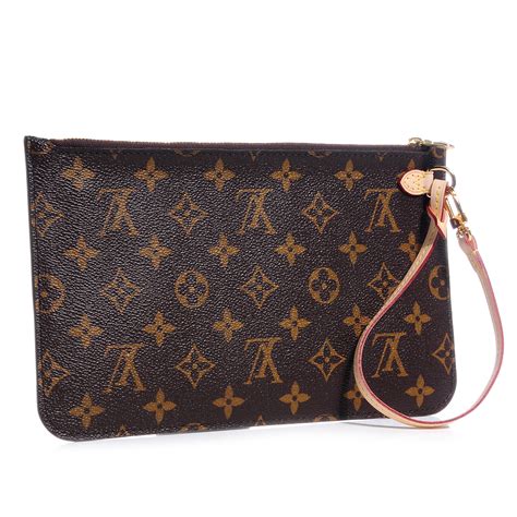 clochette louis vuitton prezzo|louis vuitton monogram pochette bag.